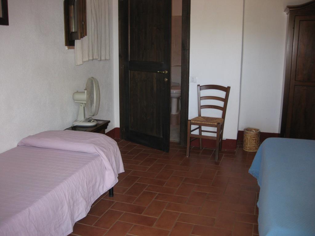 Agriturismo Bronzivalle Riotorto Habitación foto